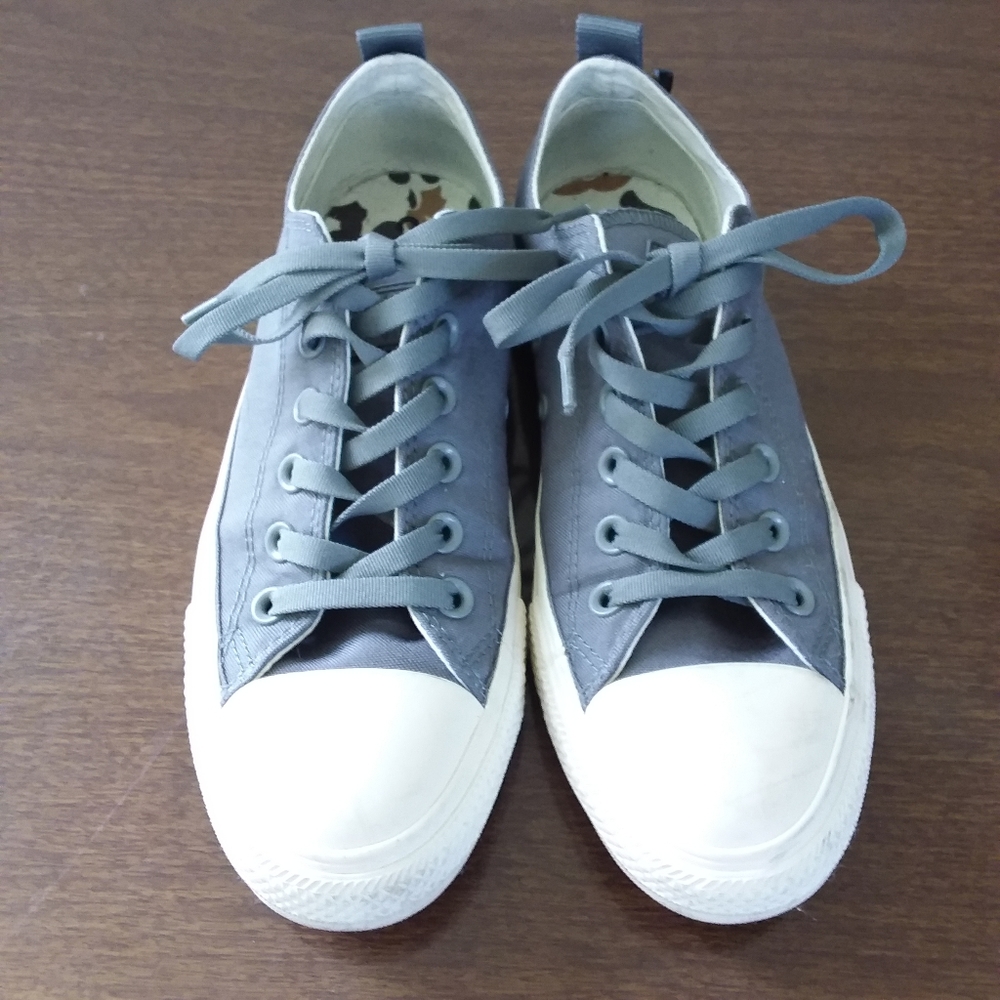 Grey Converse